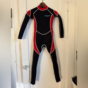Ireenuo Black and Red Wetsuit. Size 10